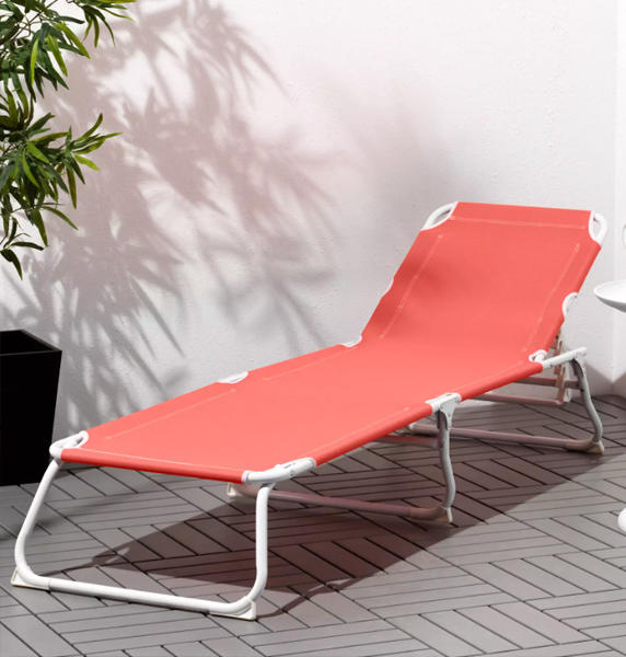 What innovative materials and technologies are being used to enhance the comfort and durability of lounge chairs?